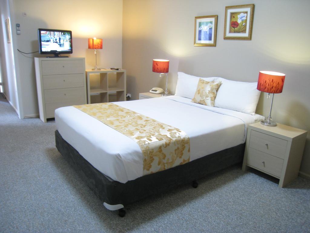 Country Motor 3* Bathurst