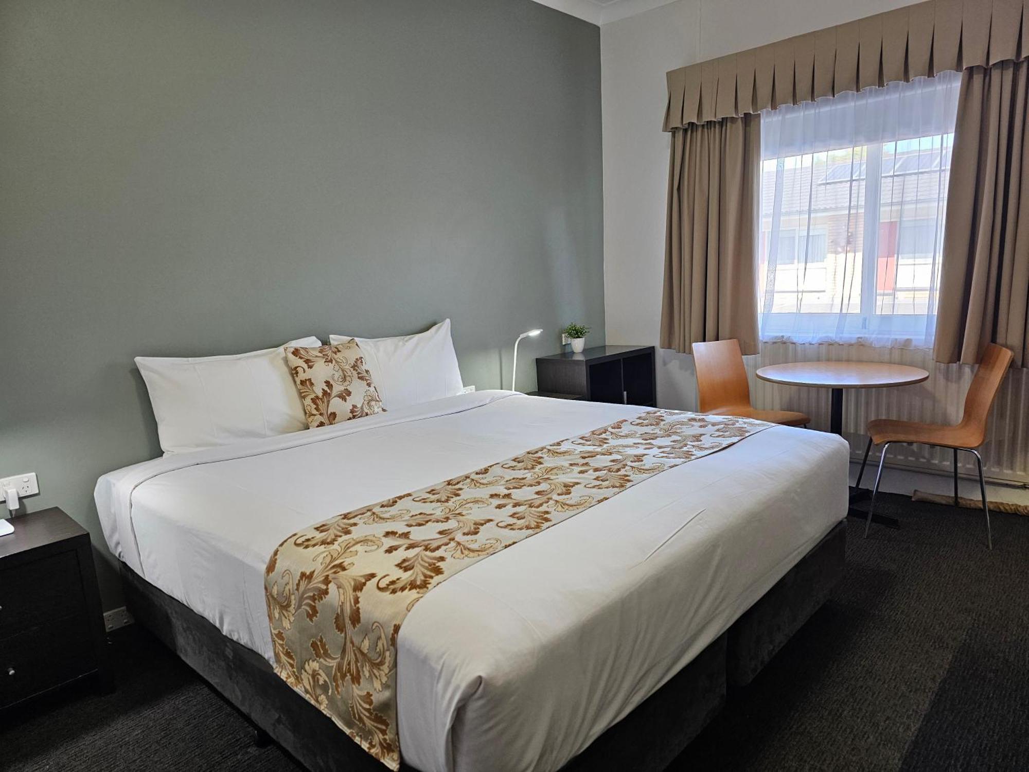 Country Motor Motel