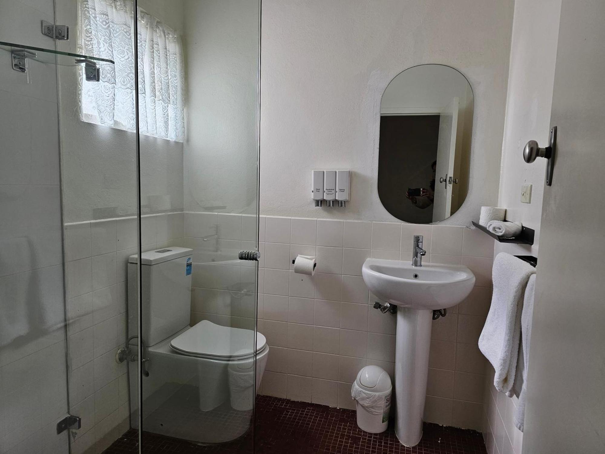 Country Motor Motel 3*