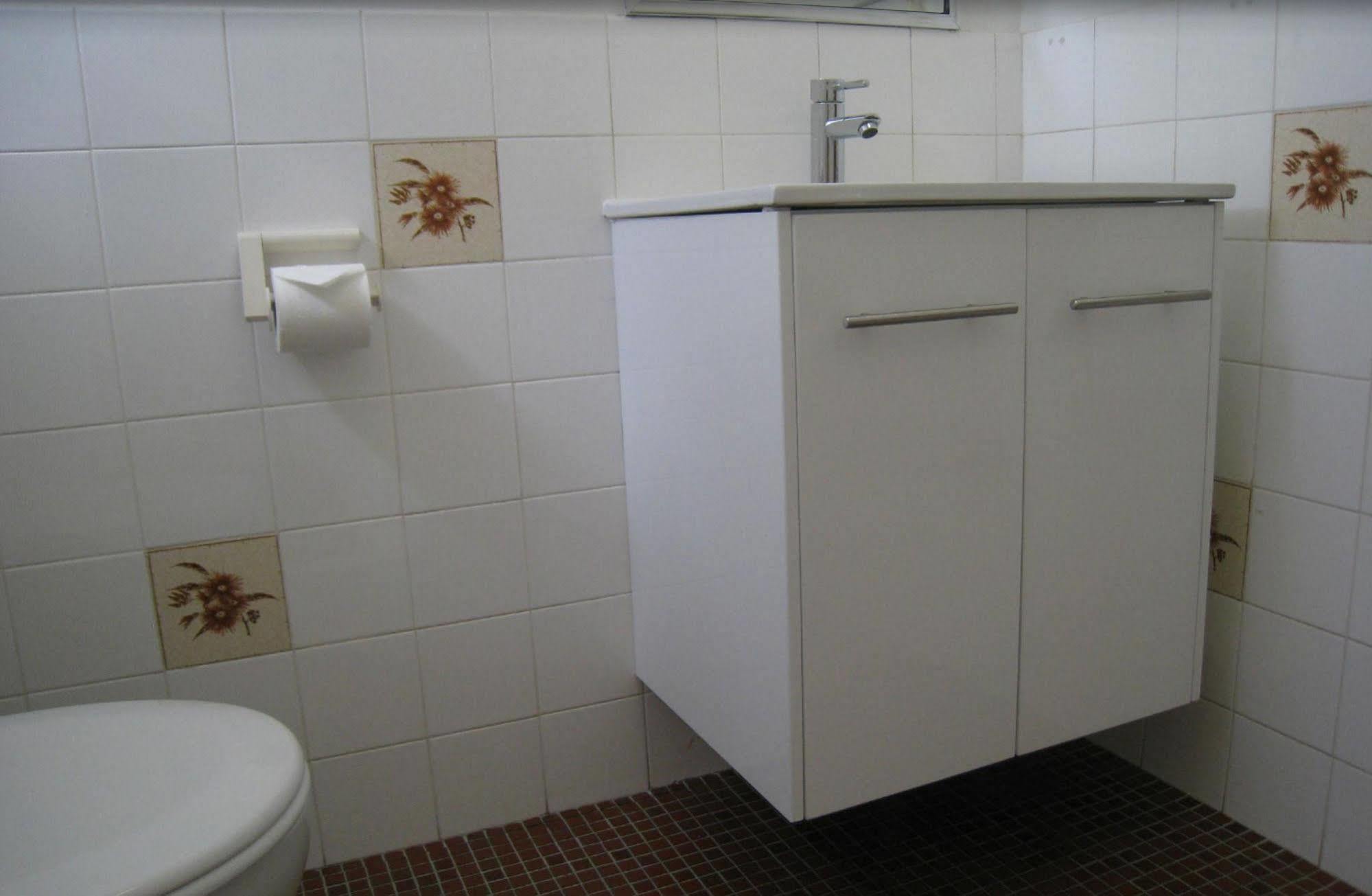 Country Motor Motel 3*